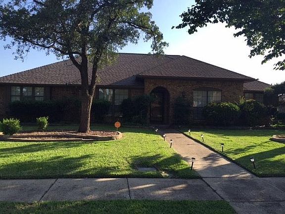2nd image of 1566 Oak Creek Dr