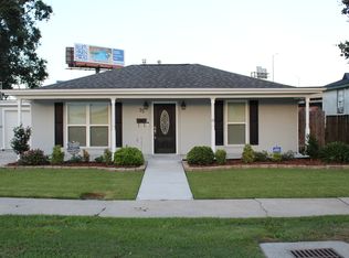 95 Willow Dr, Gretna, LA 70053