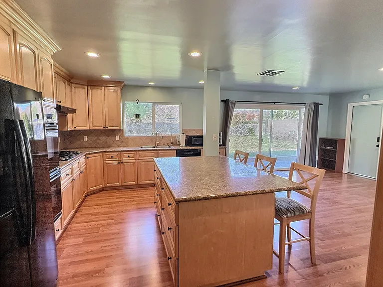 3317 Michael Dr — Photo 2