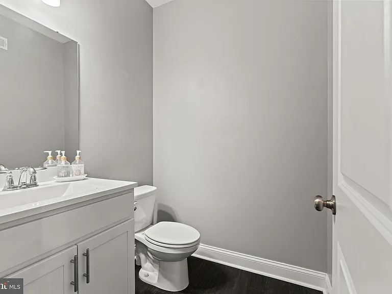 428 Hurst St — Photo 11