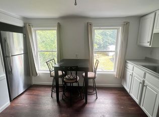 394 Main St #B, South Berwick, ME 03908
