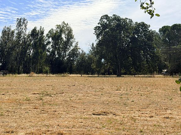2nd image of Deschutes Rd