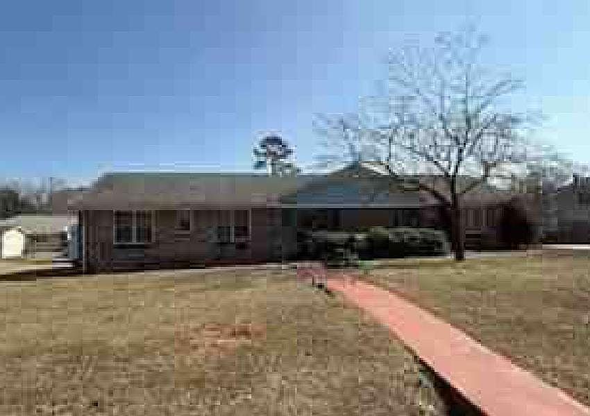 1st image of 1315 Ann Ct