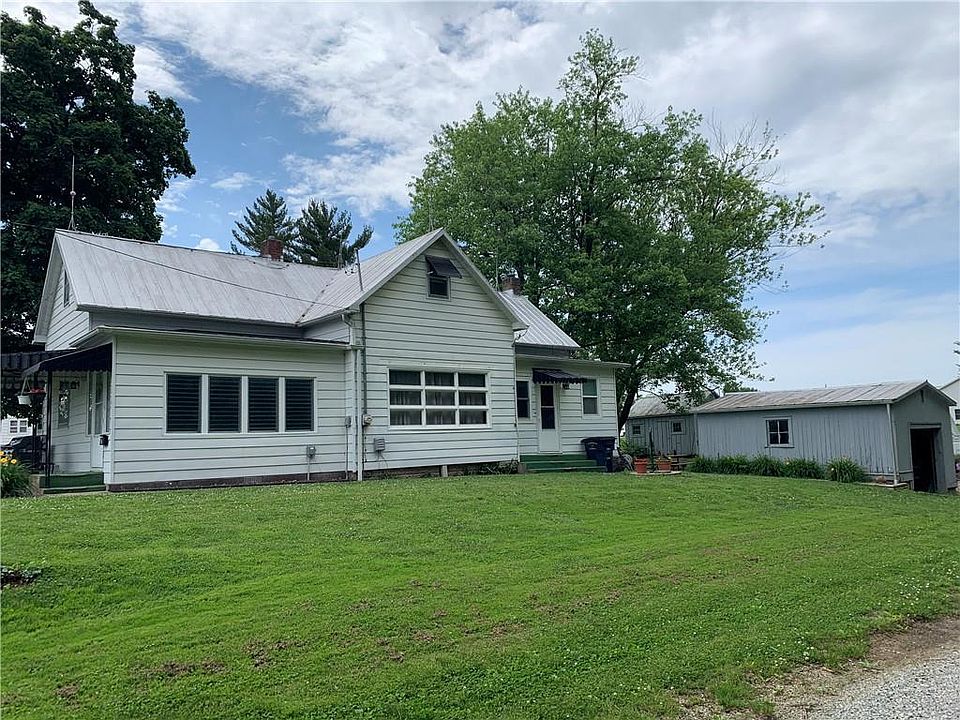 100 W Water St, Teutopolis, IL 62467 Zillow