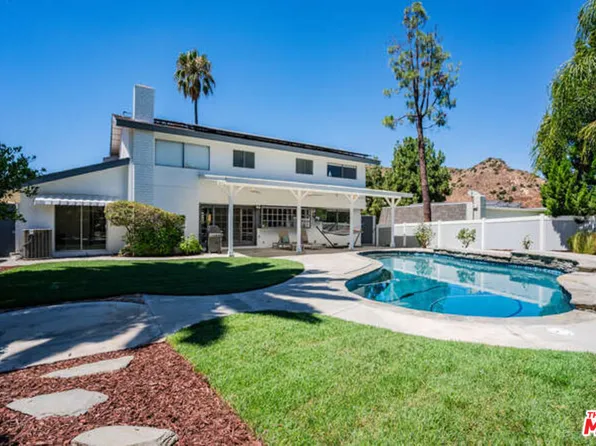 6752 Randiwood Ln, West Hills, CA 91307