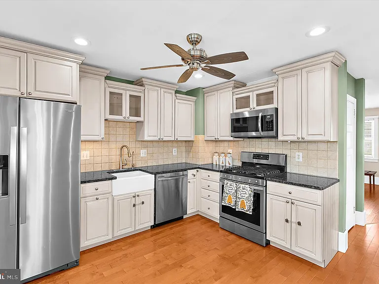 161 Margate Dr — Photo 20