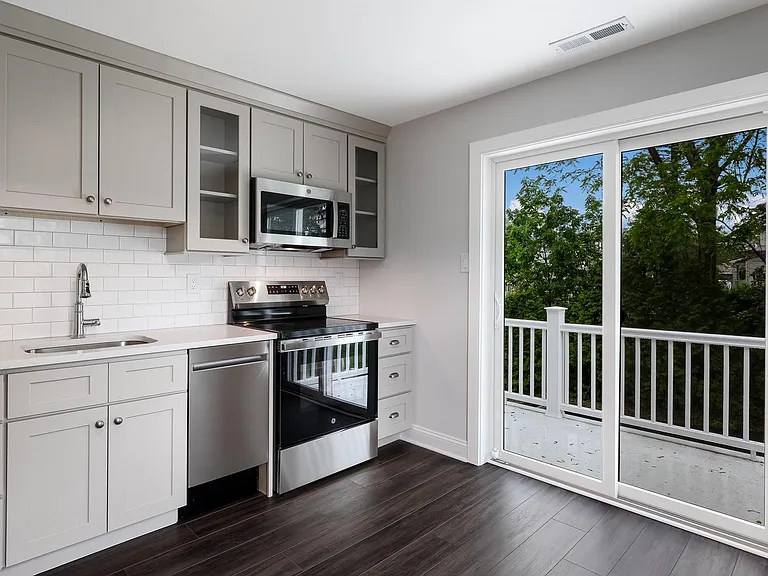 115 Harvey Ave #2 — Photo 10