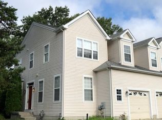 32 Summit Cir, Mays Landing, NJ 08330
