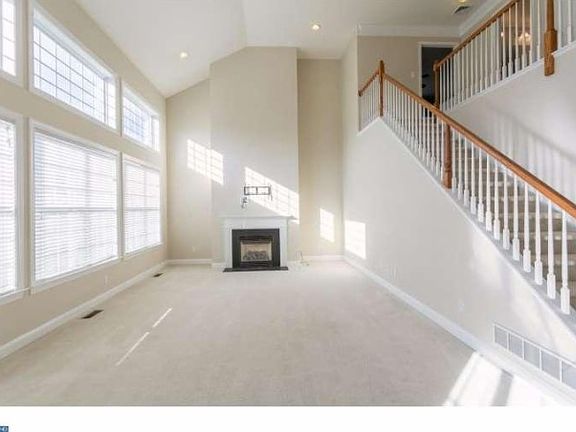 3rd image of 130 Cyprus Ln