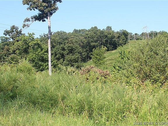 2nd image of 382 Spring Cove Rd