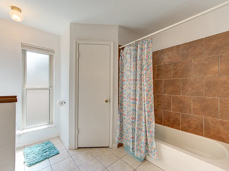 9126 Benwick Dr — Photo 39
