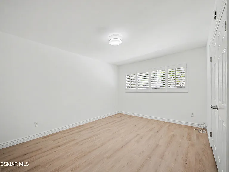 22777 Brenford St — Photo 20