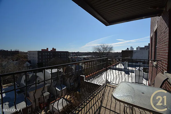 Sold by DO NOT USE - CENTURY 21 MK Realty | media 15