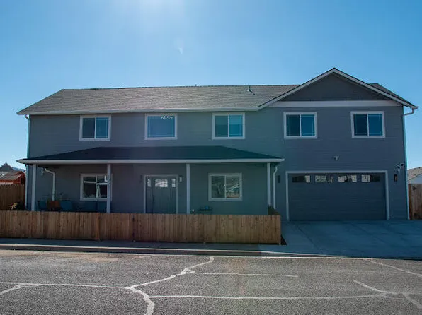 1029 Brandon Way, Phoenix, OR 97535