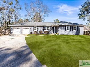 501 N Paxton Dr, Savannah, GA 31406