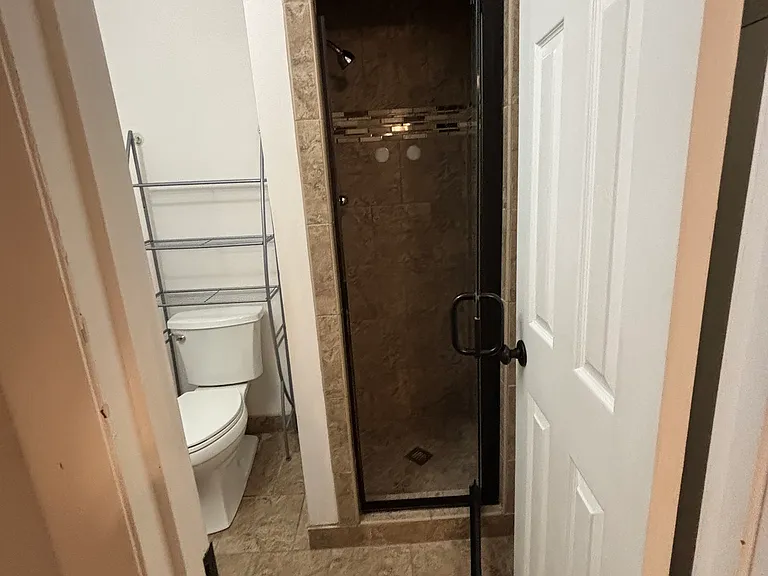 1117 Myers Park Dr #1 — Photo 11