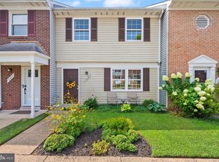 8409 Oakgrove Ct, Manassas, VA 20110