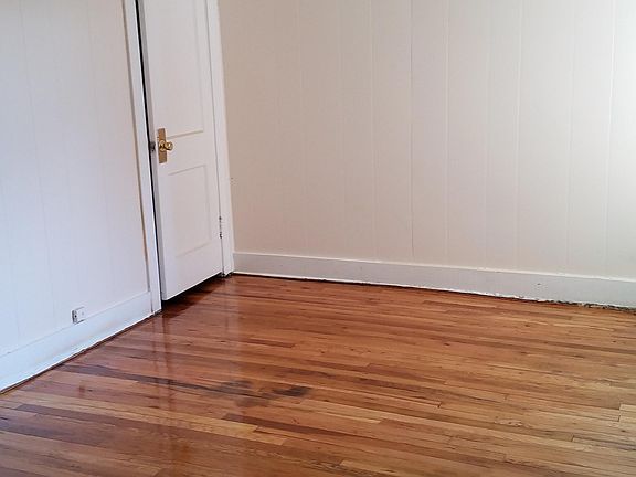 2nd image of 9212 S Stony Island Ave Floor 2