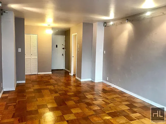 Rented by Highline Residential | media 8