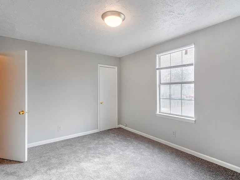 Crestbrook Meadows Townhomes — Photo 6