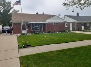 15173 McCann St, Southgate, MI 48195