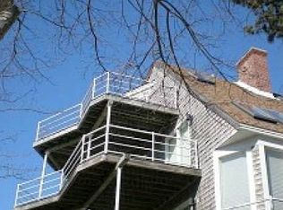 10 Thistlemore Rd, Provincetown, MA 02657