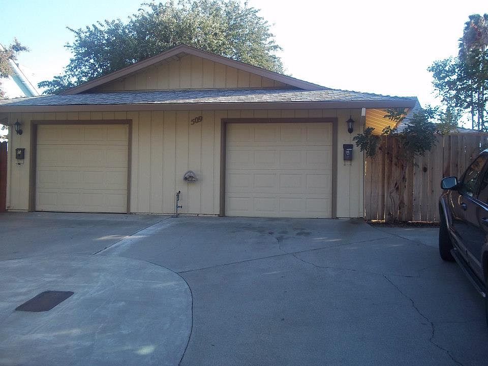 1st image of 509 Elizabeth Way APT A