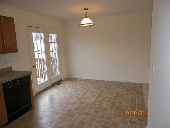 3rd image of 1017 Steckbeck St