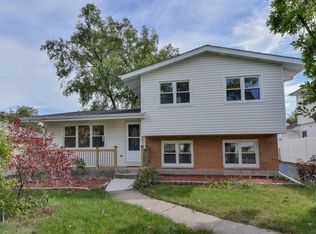 639 N Indiana St, Elmhurst, IL 60126