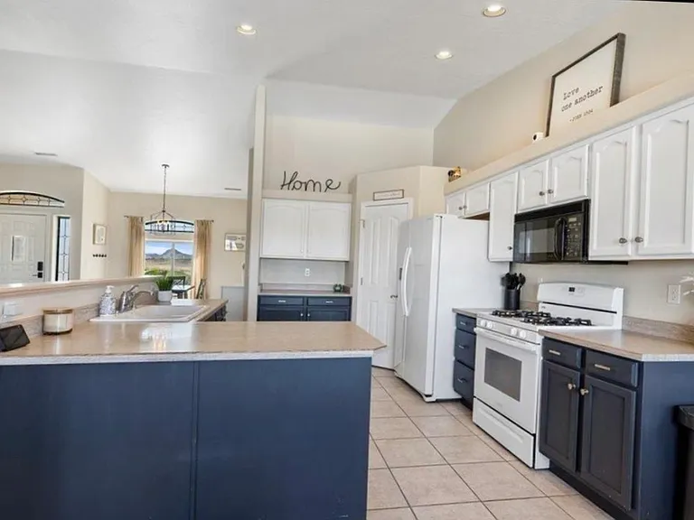 5551 N Ramada Ln — Photo 3