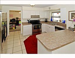 5th image of 9471 SW 49th St
