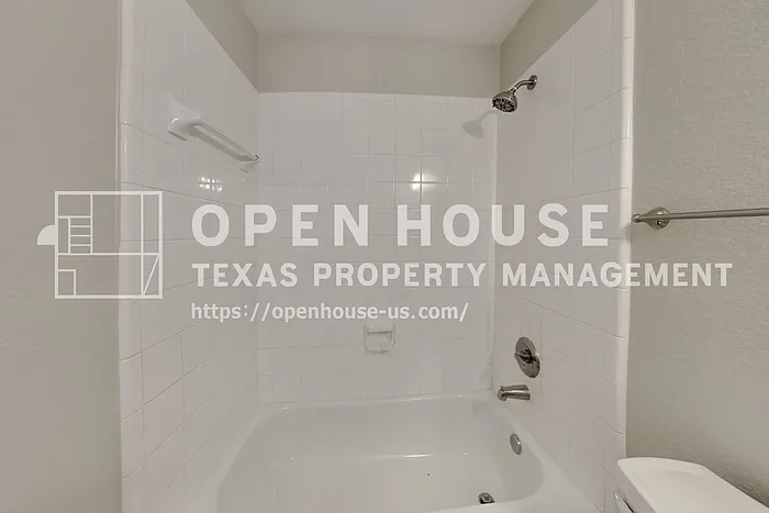2901 Frontier Ln — Photo 17