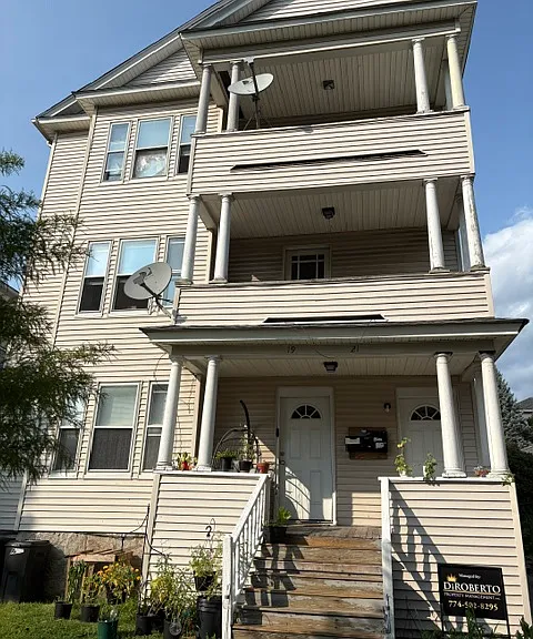 19-21 Fairfax Rd #2 — Photo 1