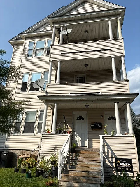 19-21 Fairfax Rd #2