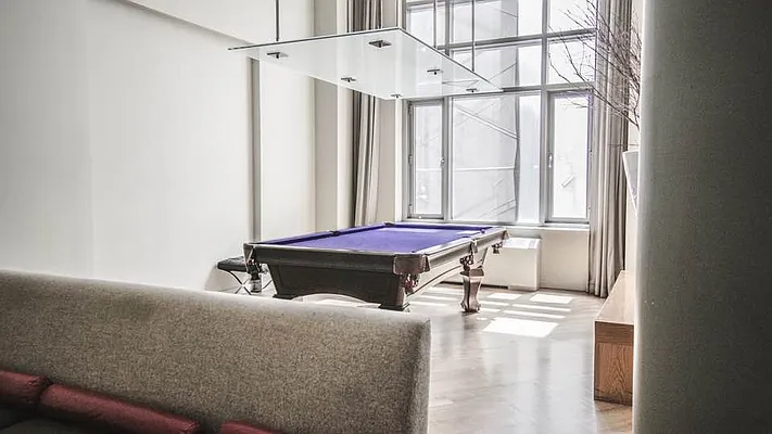 Rented by R New York | media 29