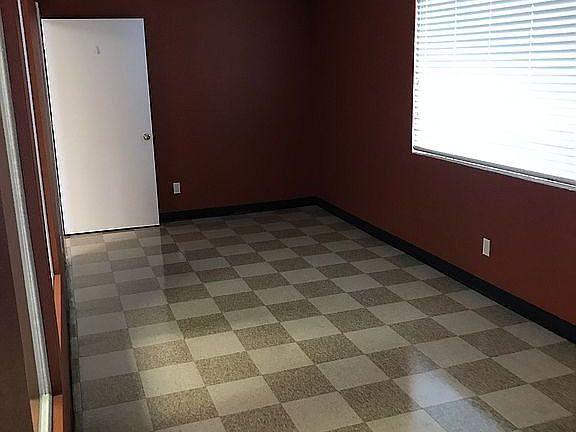 3rd image of 1701 Drew St