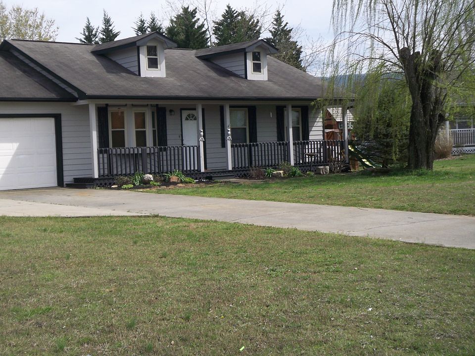 1st image of 3141 Valemont Dr