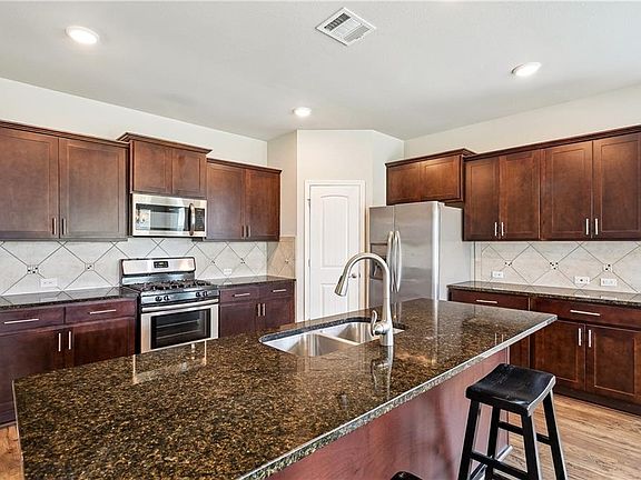 2nd image of 40128 Cypress View Rd