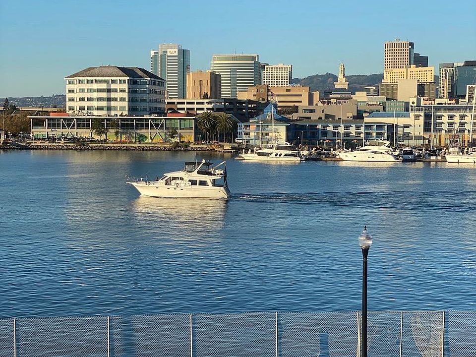 Gorgeous Water View!