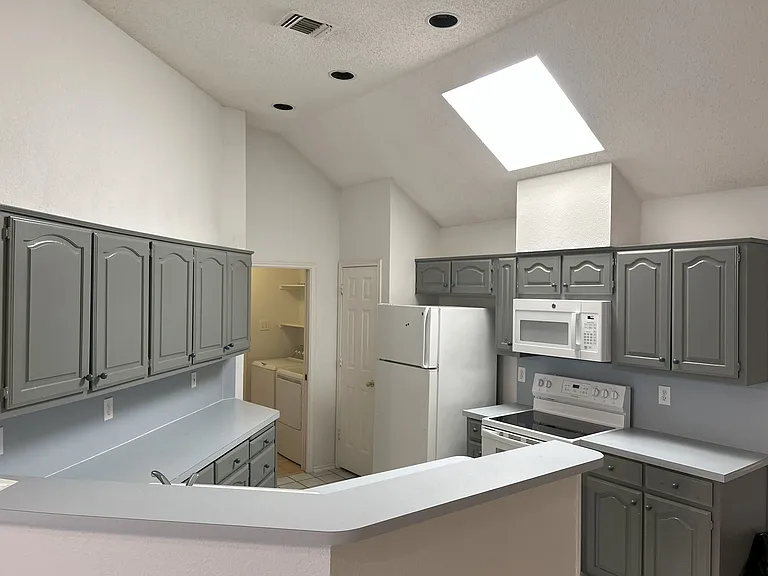 3022 Silver Springs Ln — Photo 19