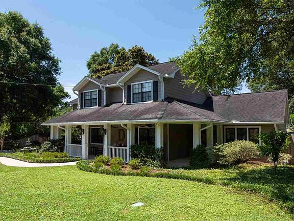 5th image of 3221 Bayou Blvd