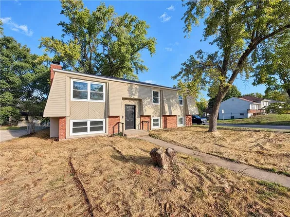 1400 NW 65th Ter, Kansas City, MO 64118