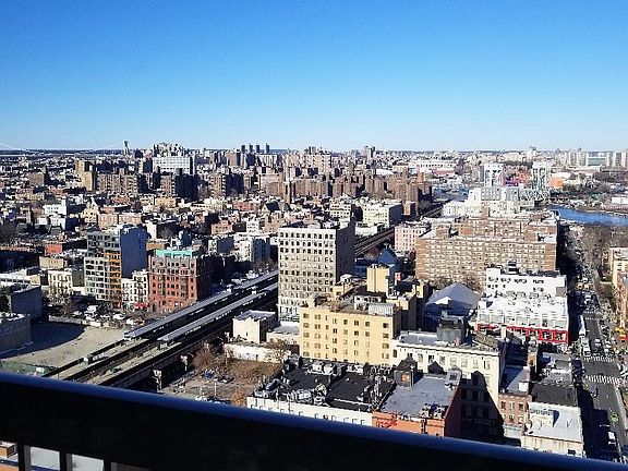 3rd image of 1990 Lexington Ave APT 20H
