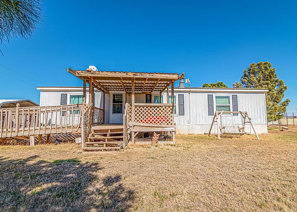 1st image of 1300 S County Rd #1100