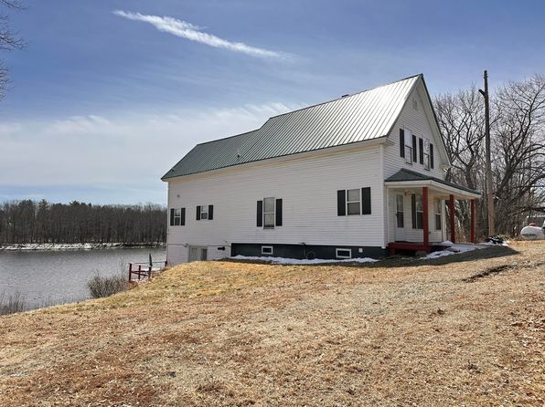 1 Henderson Court, Fairfield, ME 04937