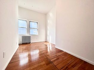 523 Graham Ave #3A, Brooklyn, NY 11222