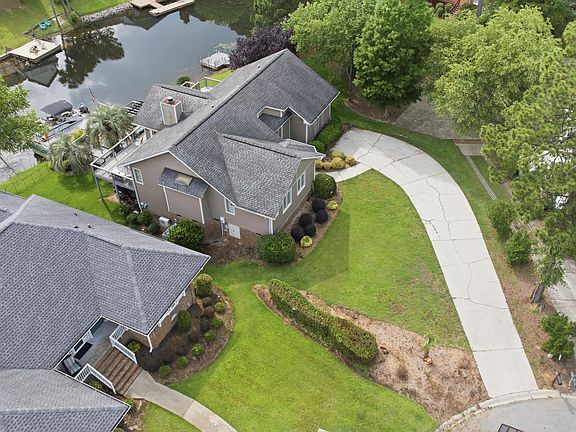 4th image of 124 Cove Ct