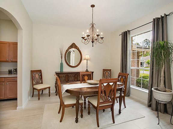 5th image of 1720 Lochamy Ln