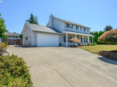 896 NE Ashby Ct, McMinnville, OR, 97128