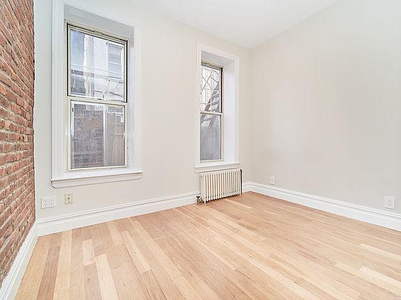 5th image of 207 W 10th St APT 2B